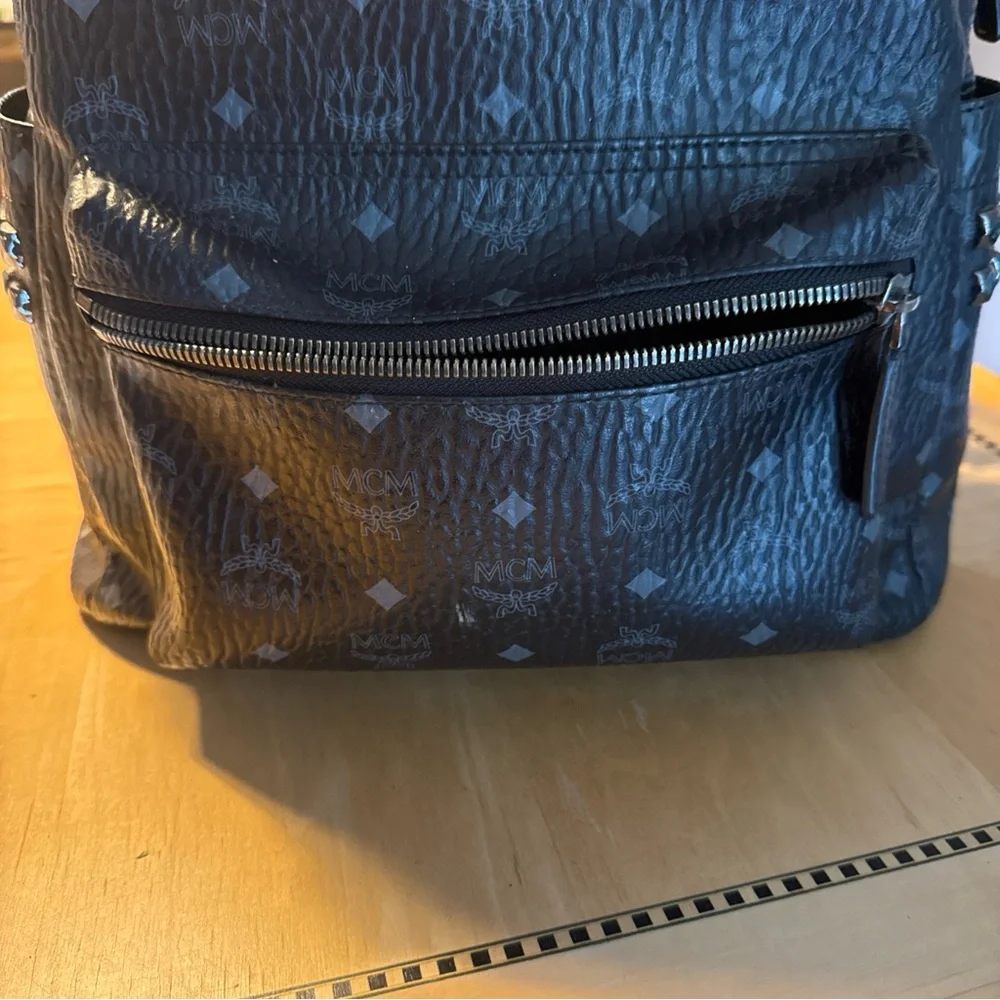 MCM Monogramed Metallic Visetos Side Studs Backpack - Picture 12 of 16